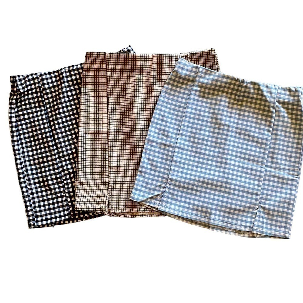 TILLYS-WHITE FAWN-BUNDLE OF THREE SKIRTS-SIZE MEDIUM
